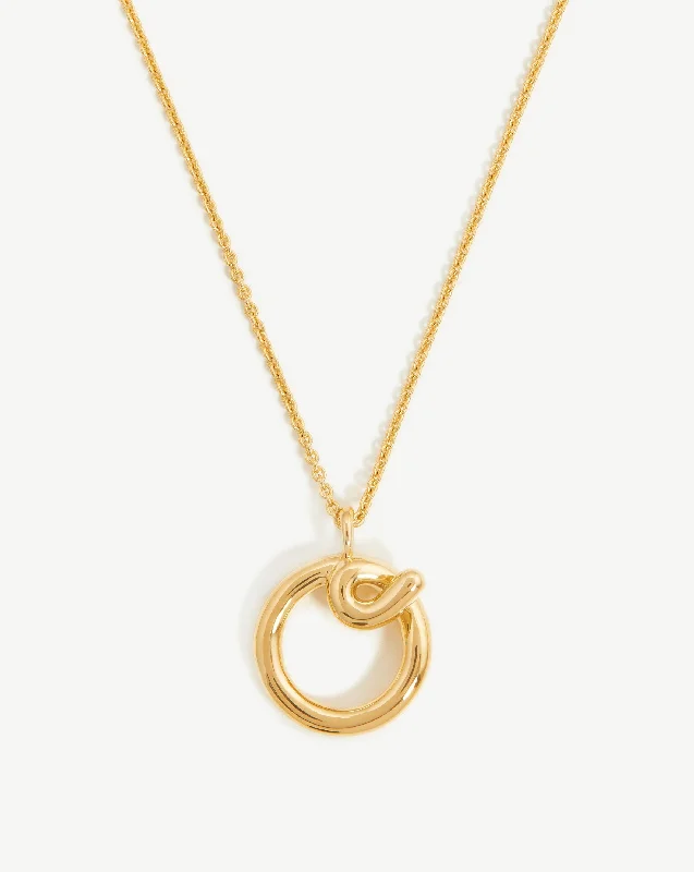 silver collar necklace for women -Curly Molten Initial Pendant Necklace - Initial O | 18ct Gold Vermeil