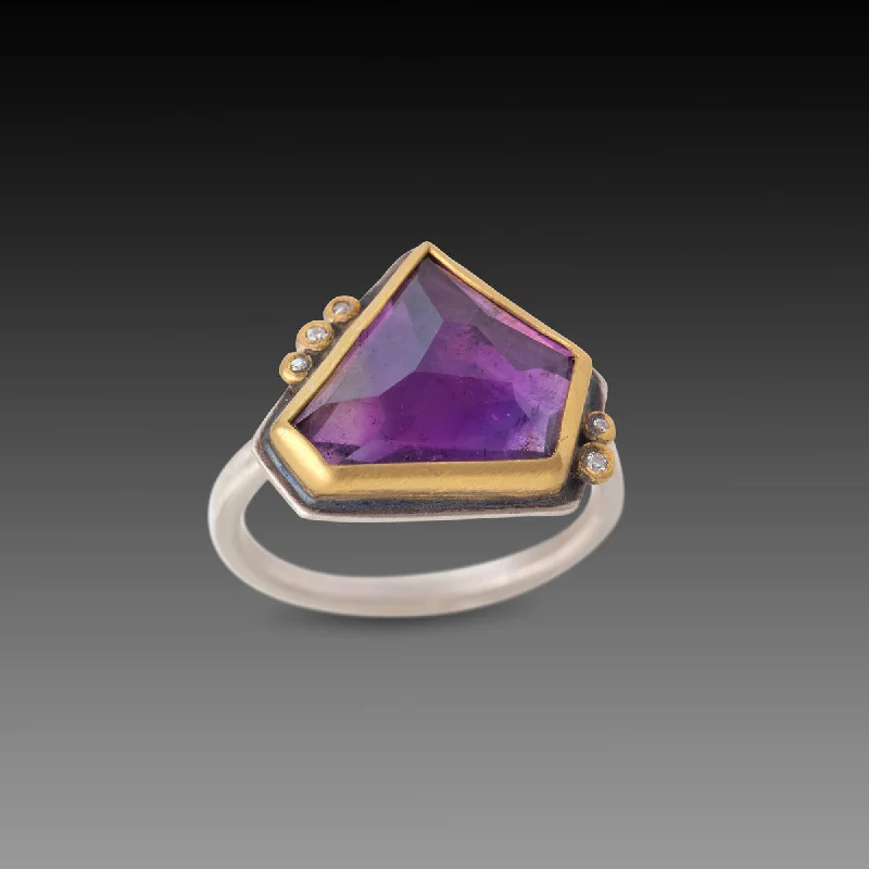 floral design diamond ring -Geometric Amethyst Ring with Five Diamonds