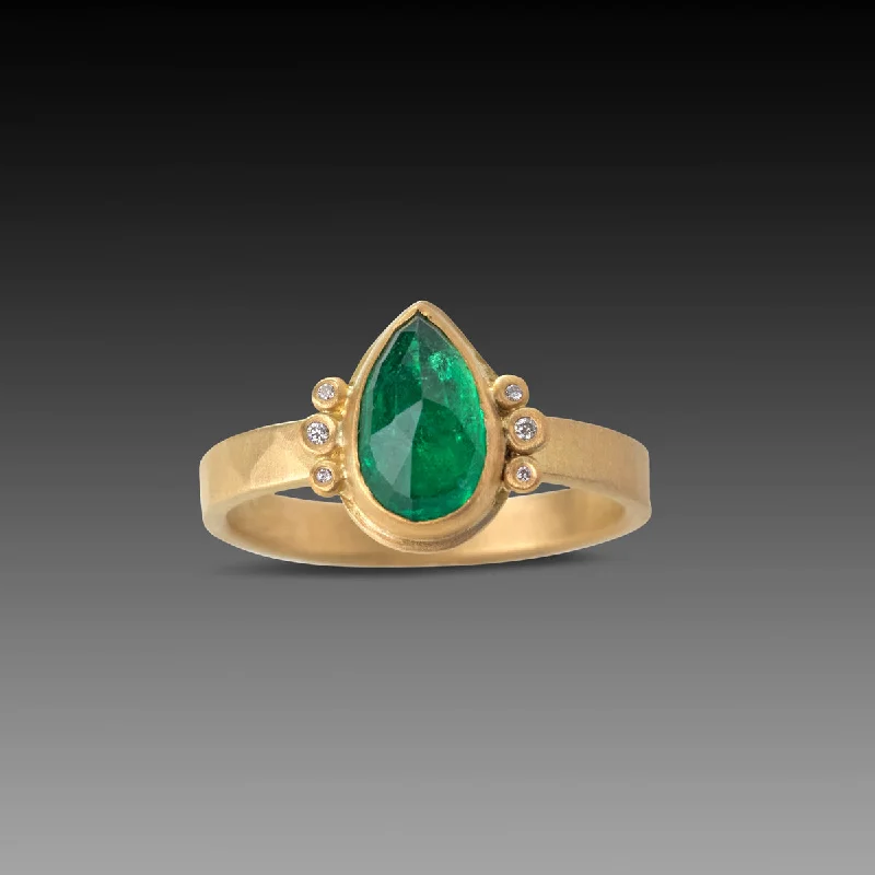 minimalist knot ring -Rose Cut Emerald Ring With Diamond Trios