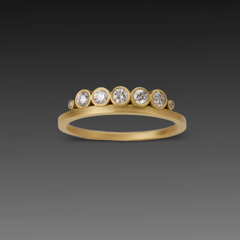 gemstone cluster ring -Side Line Diamond Band