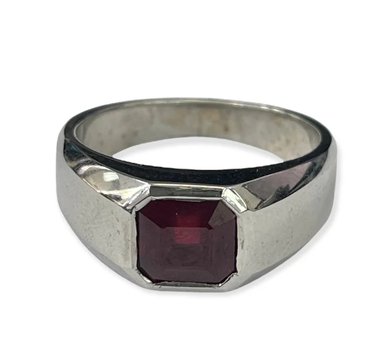 polished silver band ring -2.69 Carats Ruby Gem Solitaire Ring White Gold 14kt