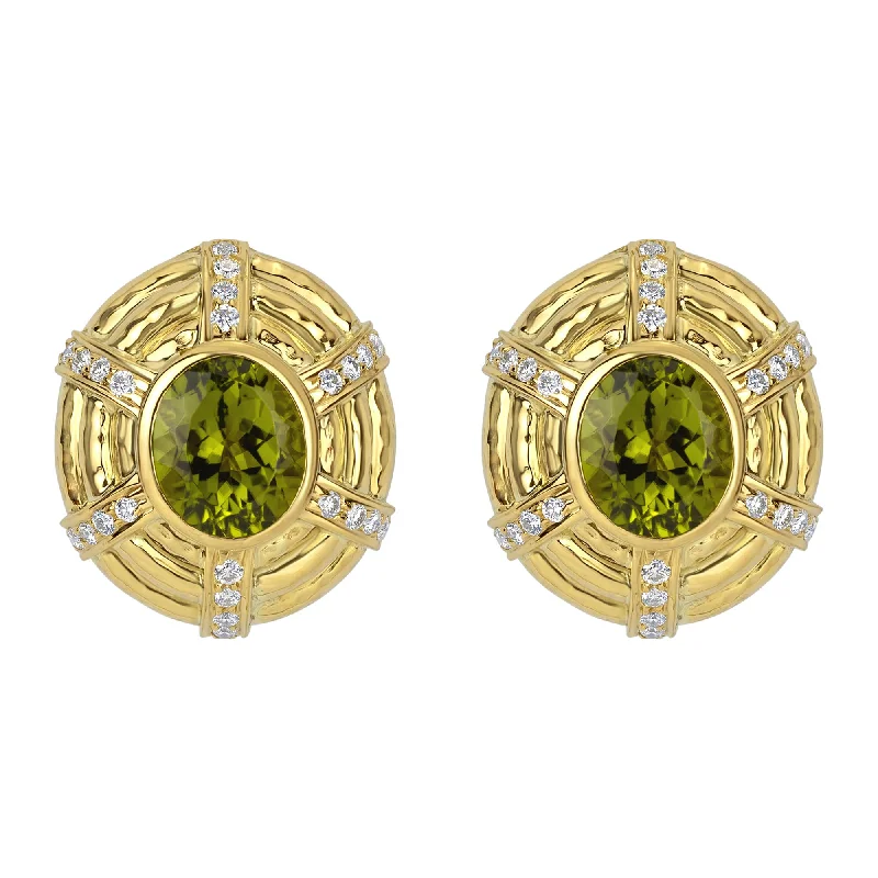 geometric triangle earrings -Earrings- Peridot And Diamond (1560C)